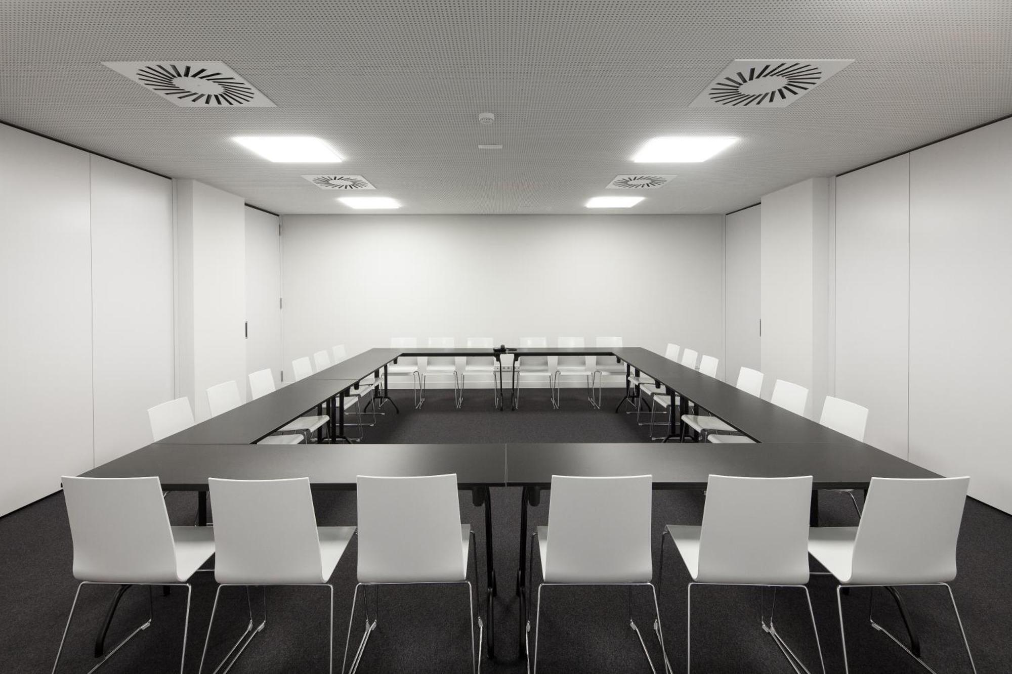 Hotel 3k Europa Lisbon